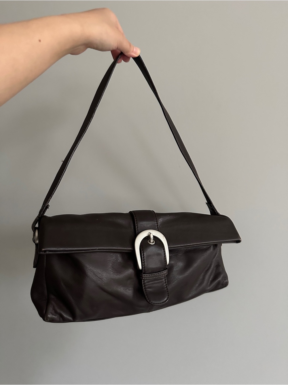 Vintage leather buckle shoulder bag
